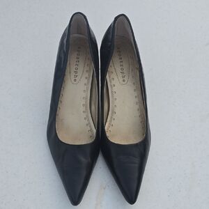Apostrophe Black Heels Sleek Minimalist Design